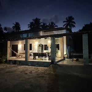 A Casa De Ponta-Simplicidade E Requinte -Estrutura Completa A 150M Da Praia